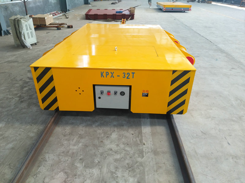 32 Tons Trolley Ansluten Till Traktorn