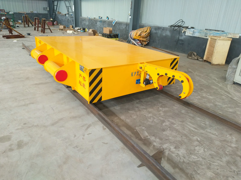 32 Tons Trolley Ansluten Till Traktorn