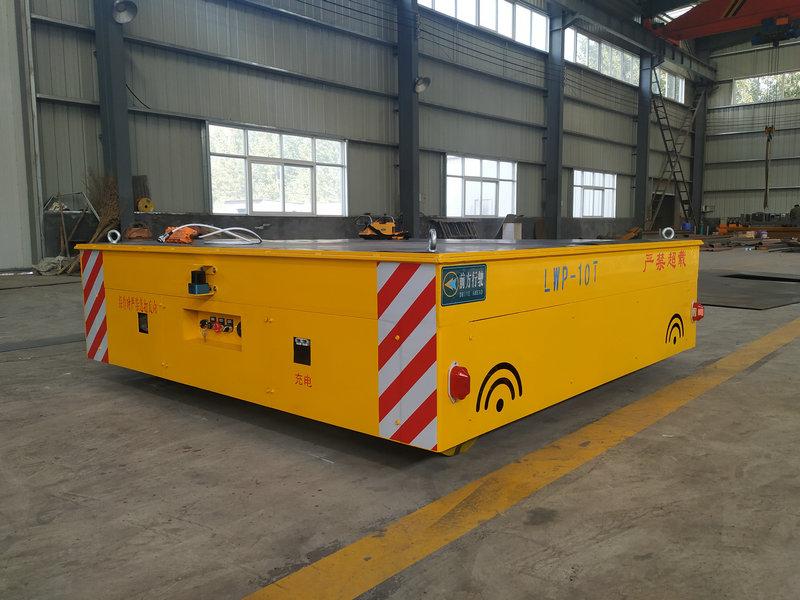 10 Tons Intelligent Trackless Transfer Cart För Tillverkningsindustrin